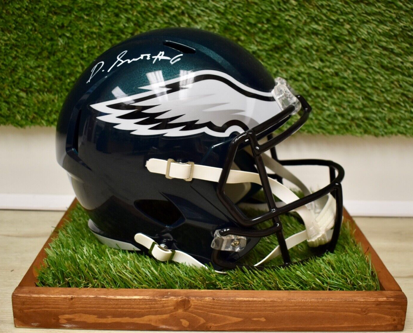 DEVONTA SMITH SIGNED PHILADELPHIA EAGLES FULL SIZE HELMET