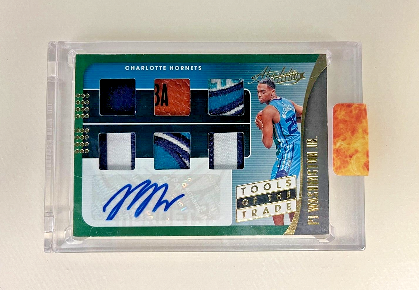 PJ Washington Jr 2019 Absolute Tools of the Trade 6 Patch Rookie Auto (2/5)