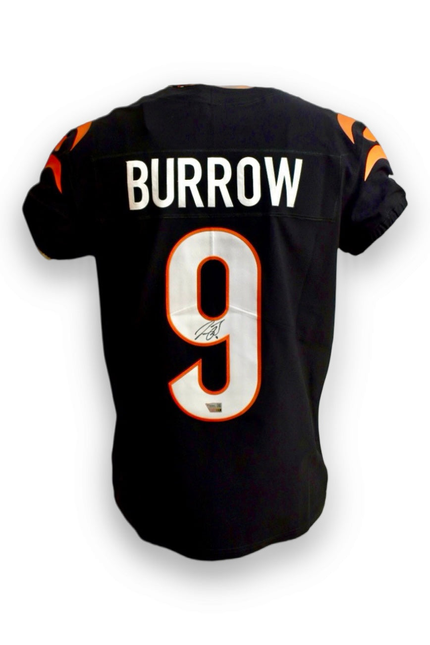 Joe Burrow Nike Authenticated Signed Jersey