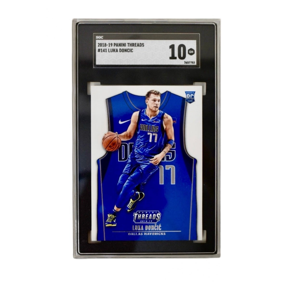 2018-19 Panini Threads #141 Luka Doncic (PSA 10)