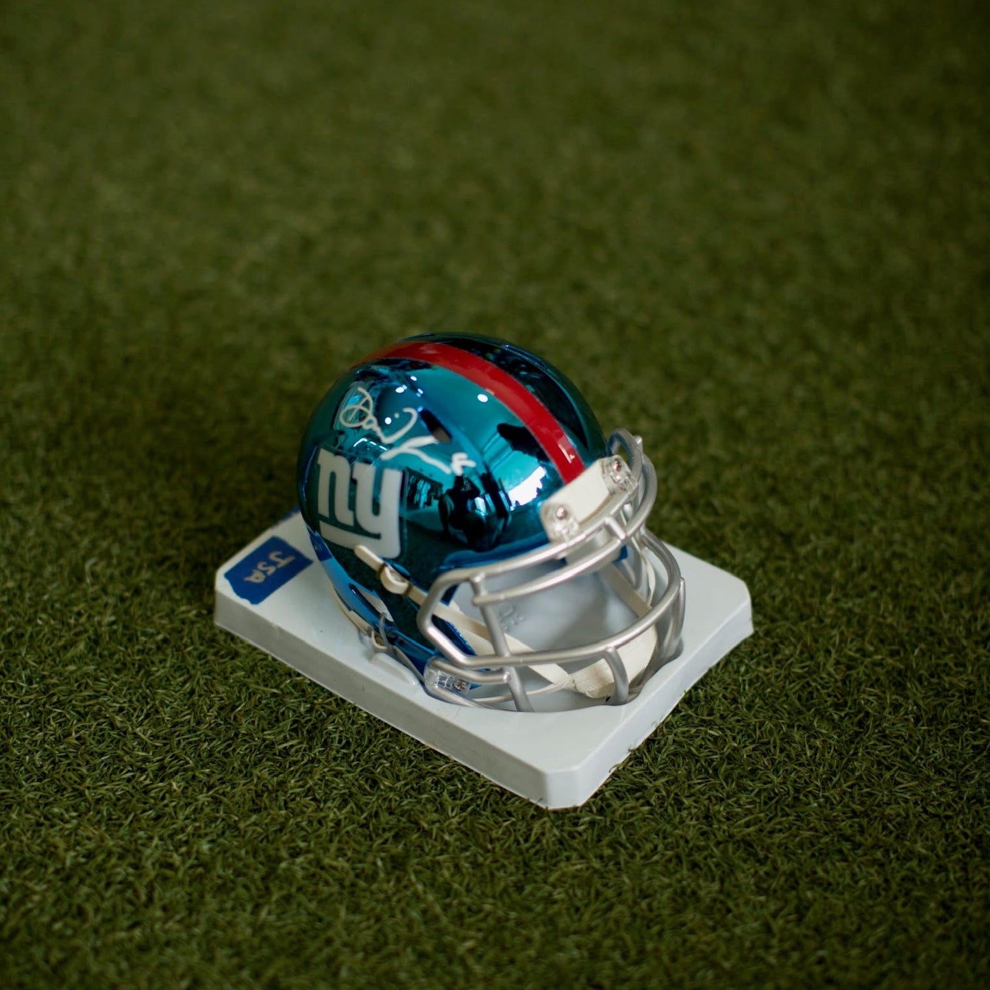 Daniel Jones Mini Helmet - NFL New York Giants