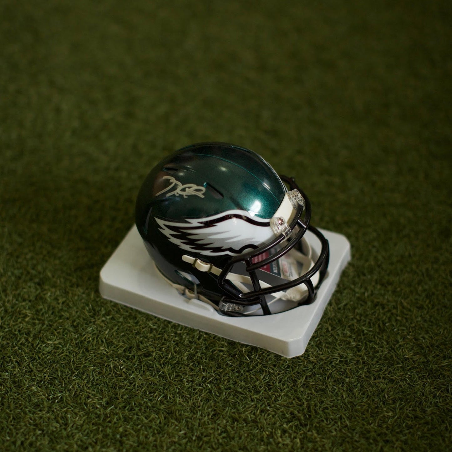 Jalen Hurts Mini Helmet - NFL Philadelphia Eagles